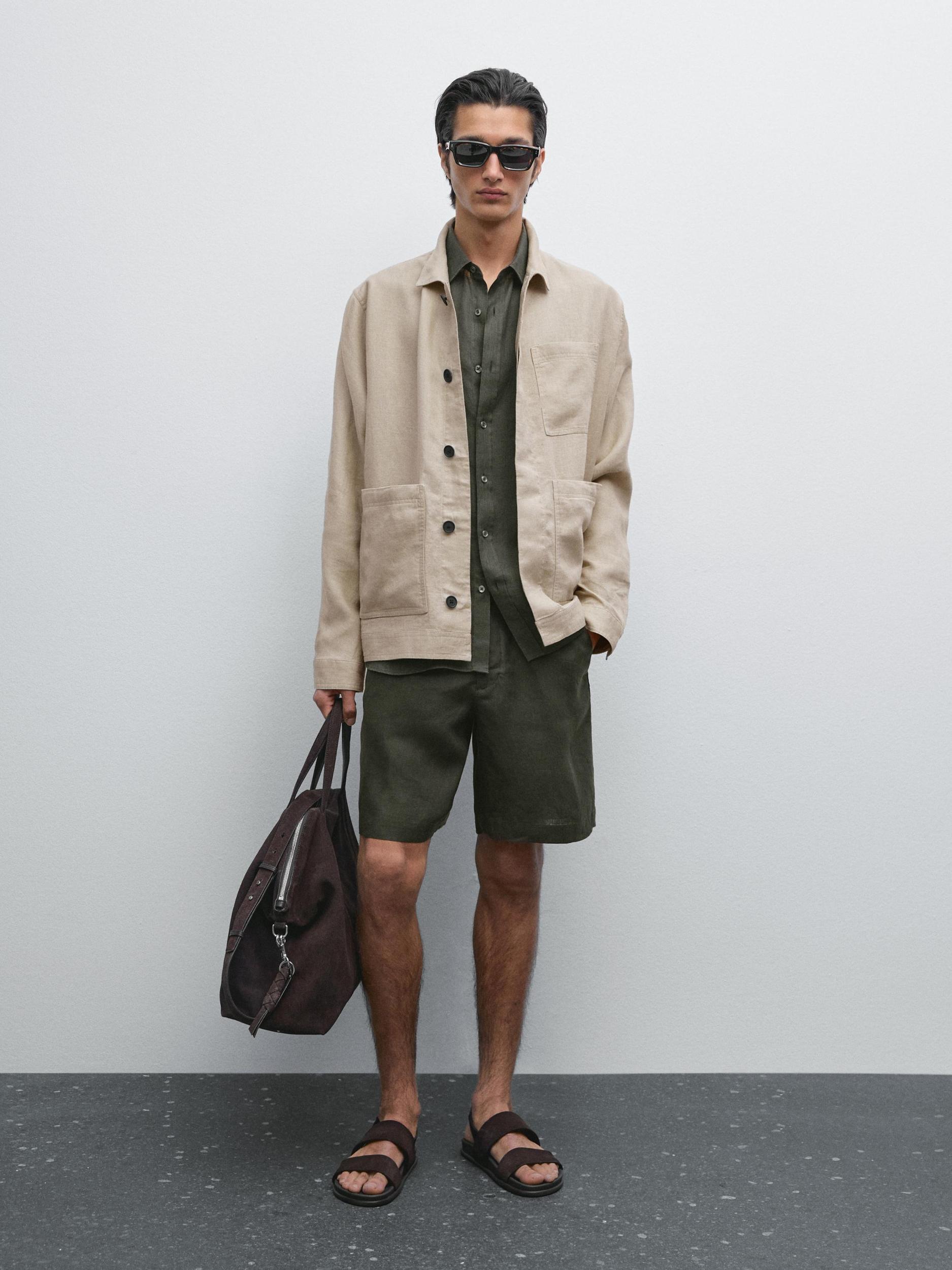 Semi-jogger-fit linen Bermuda shorts Product Image