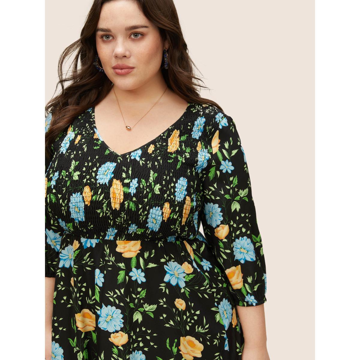 Plus Size Floral Print Shirred Pocket V Neck Dress Black Women Elegant Non V-neck Elbow-length sleeve Curvy Midi Dress BloomChic 10/M Product Image