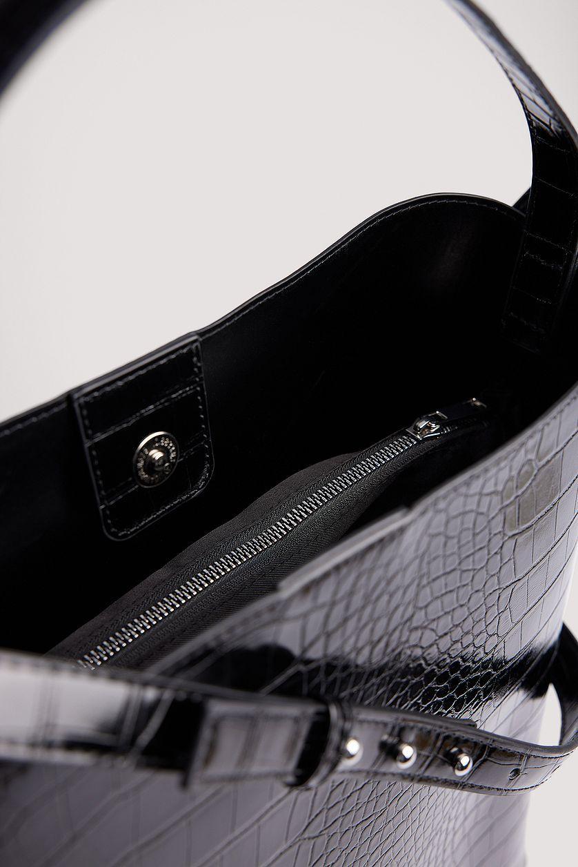 Basic Bucket Tote Product Image