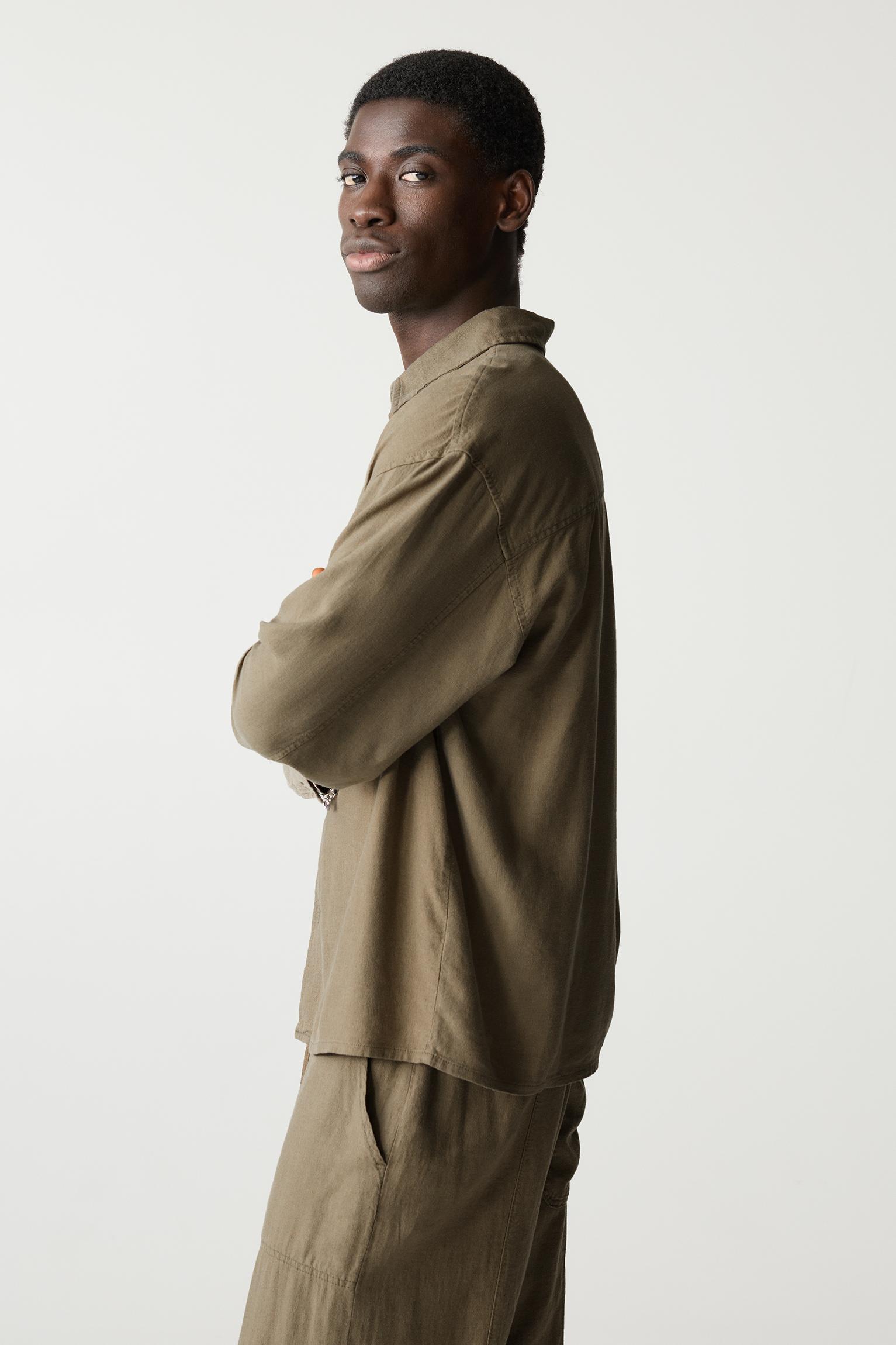 Long sleeve linen blend shirt Product Image