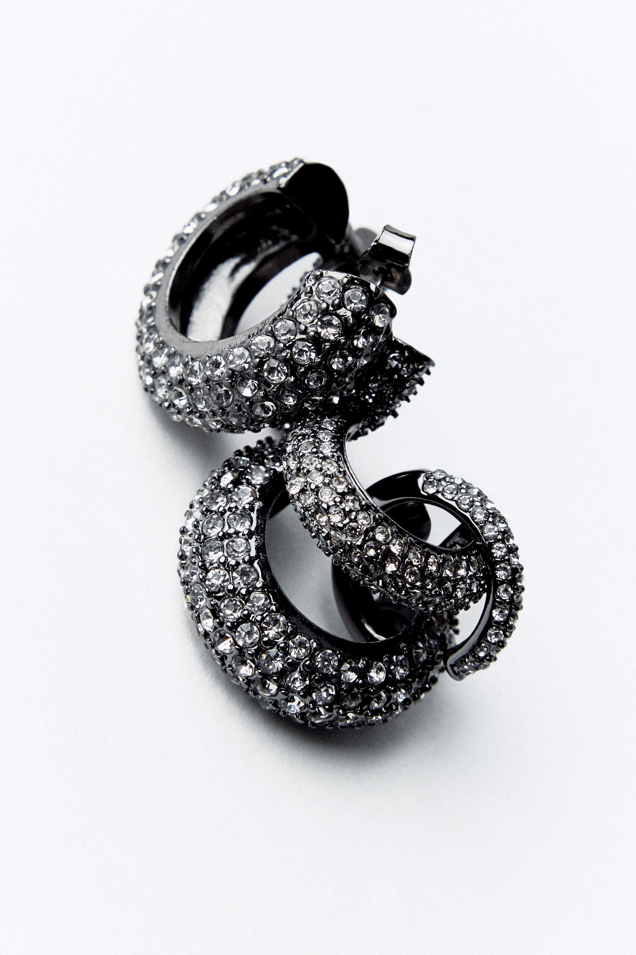 PACK SPARKLY HOOP EARCUFFS AND EARRINGS Product Image