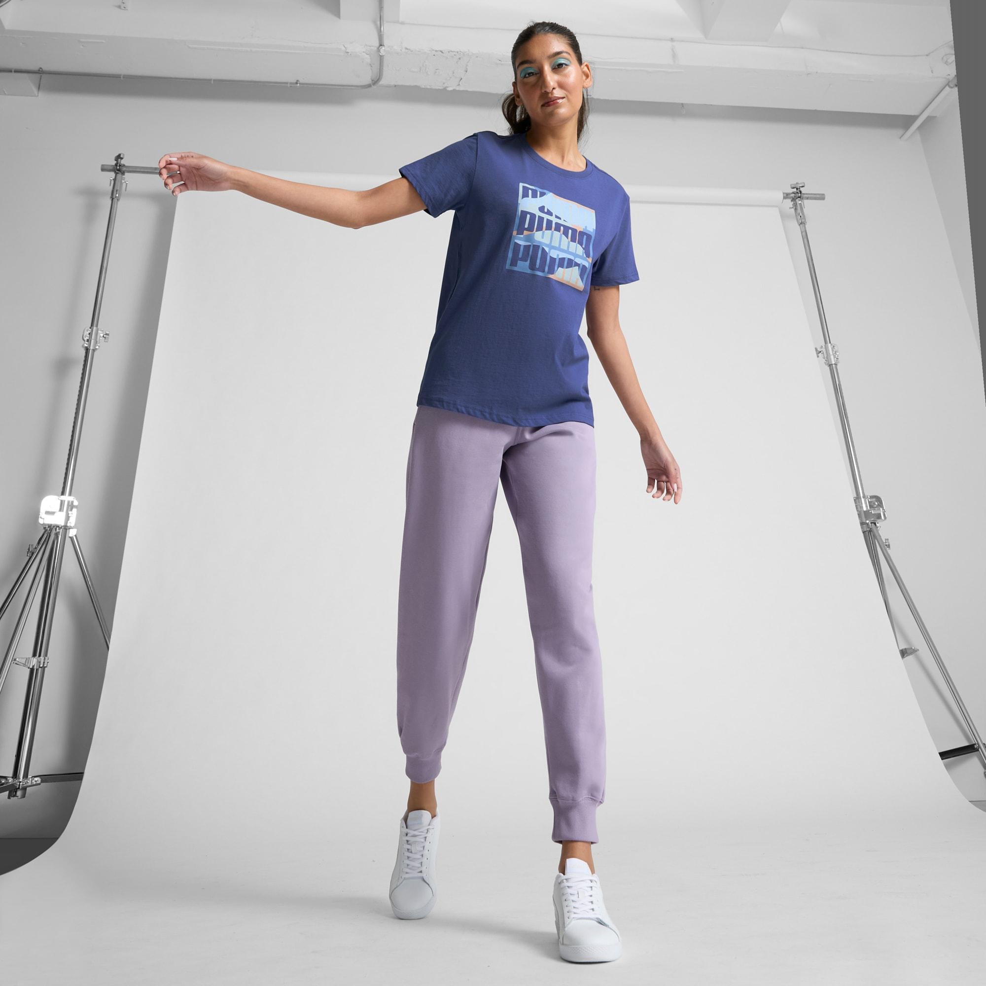 GRAPHICS Mountain Women's Tee Product Image