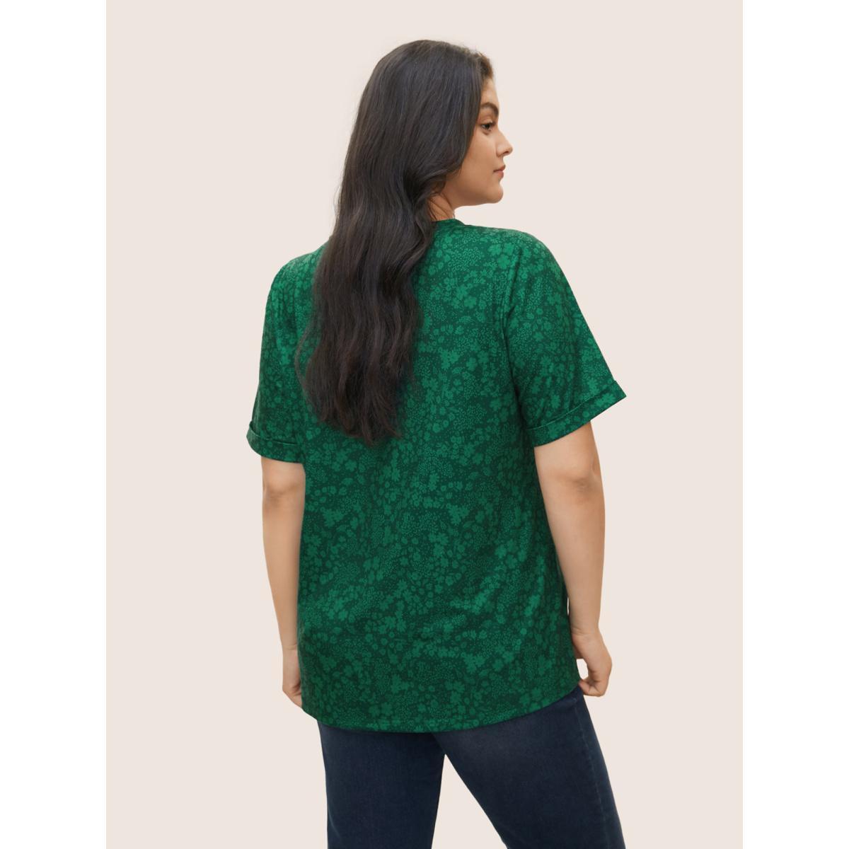 Plus Size Ditsy Floral Print Crew Neck T-shirt DarkGreen Women Casual Non Ditsy Floral Round Neck Everyday T-shirts BloomChic 14-16/1X Product Image
