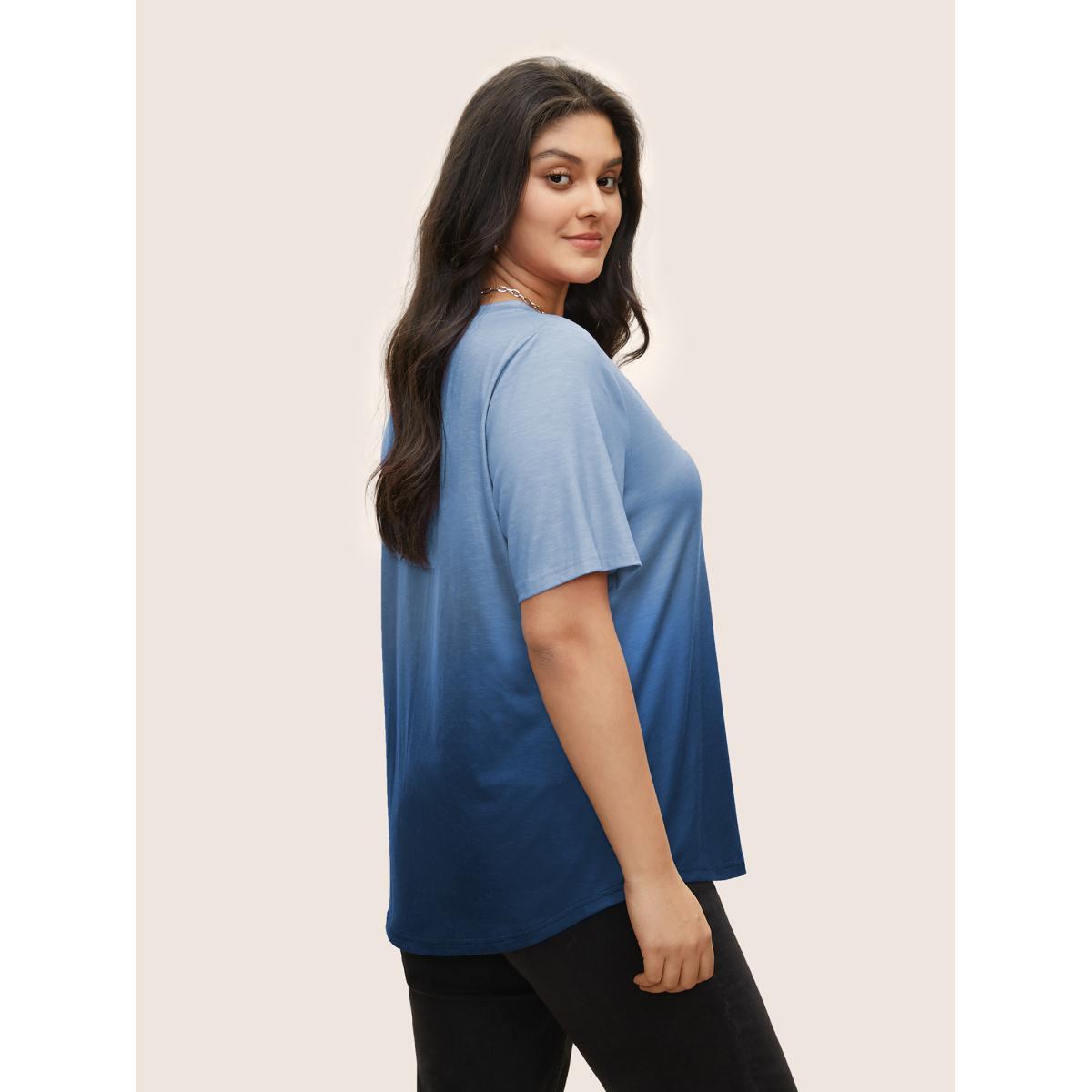 Plus Size Ombre Contrast Patched Pocket T-shirt Cerulean Women Leisure Non Ombre V-neck Casual T-shirts BloomChic 28/5X Product Image