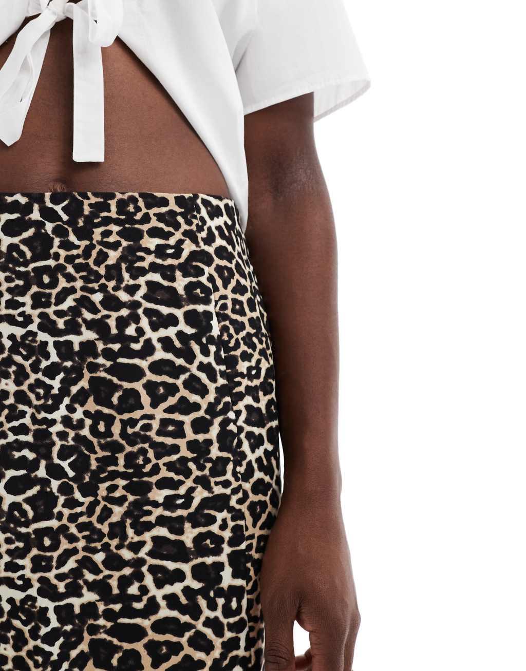 Object stretch mini skirt with notch front in leopard Product Image