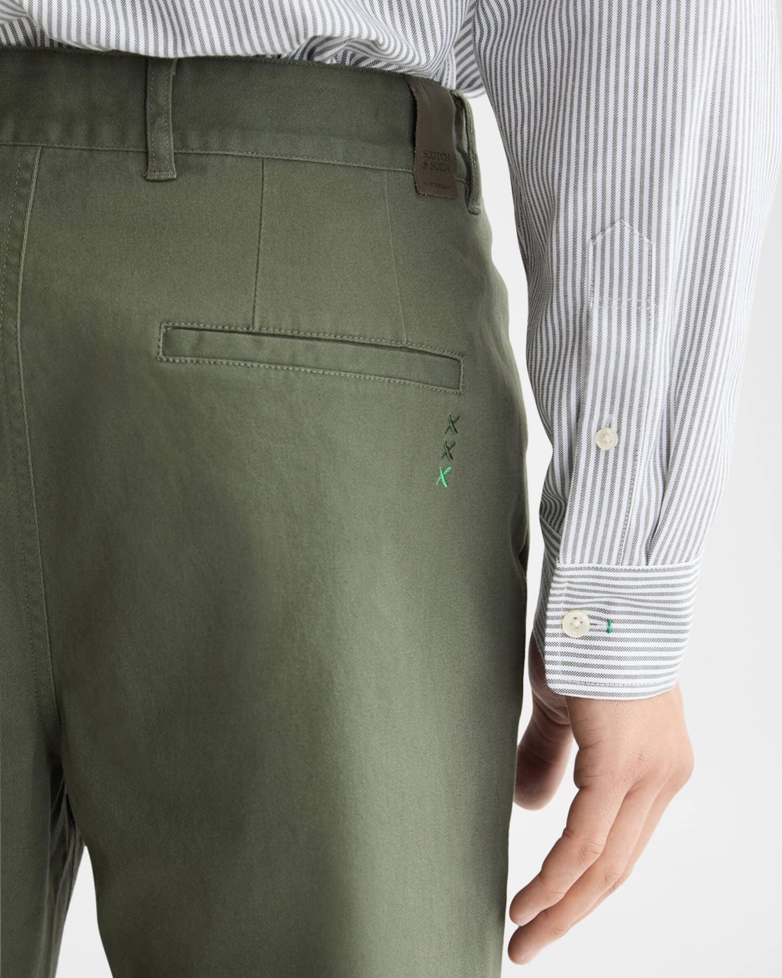 Men's Relaxed-Fit Chino Pants  Product Image
