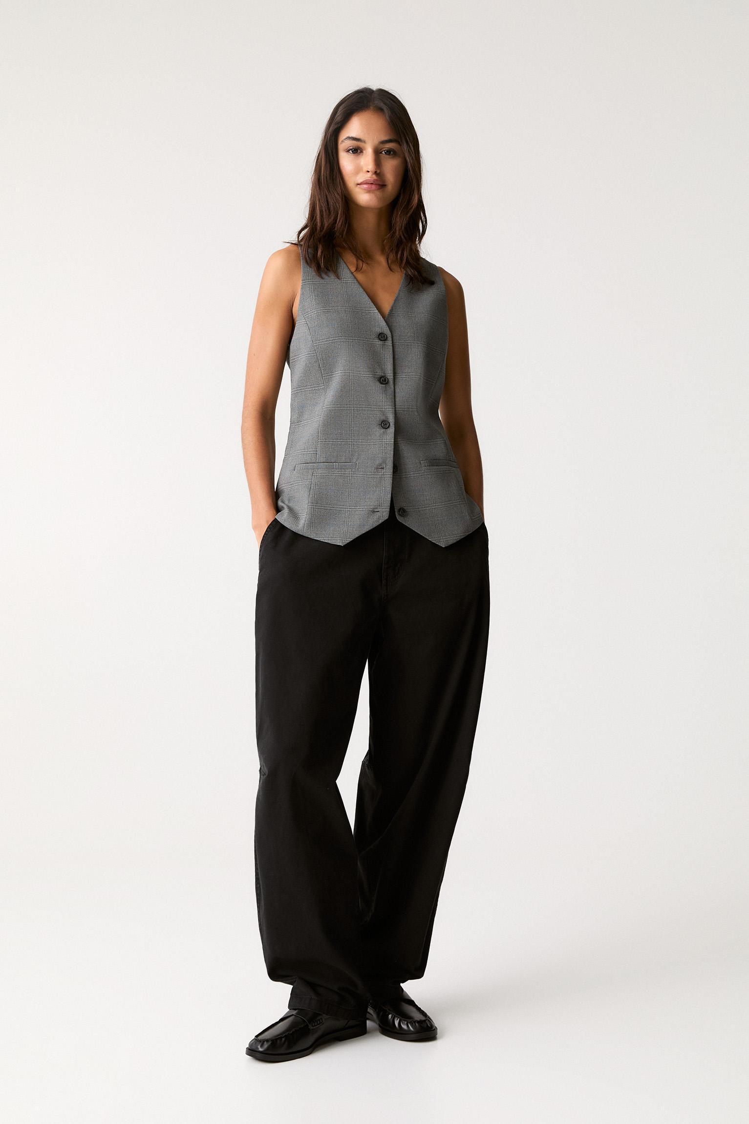 Plaid vest Product Image