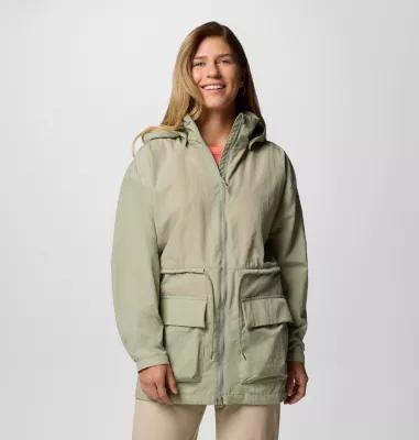 Columbia Women's Paracutie Mid Cargo Windbreaker- Product Image