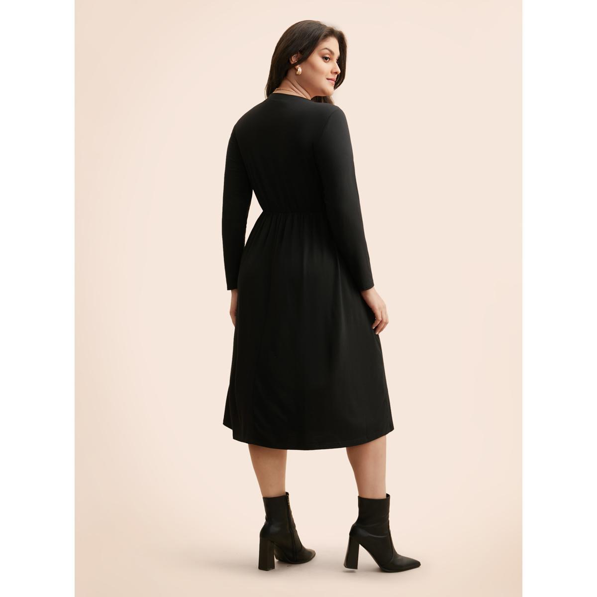 Plus Size Butterfly Embroidered V Neck Midi Dress Black Women Elegant Embroidered V-neck Long Sleeve Curvy BloomChic 28/5X Product Image