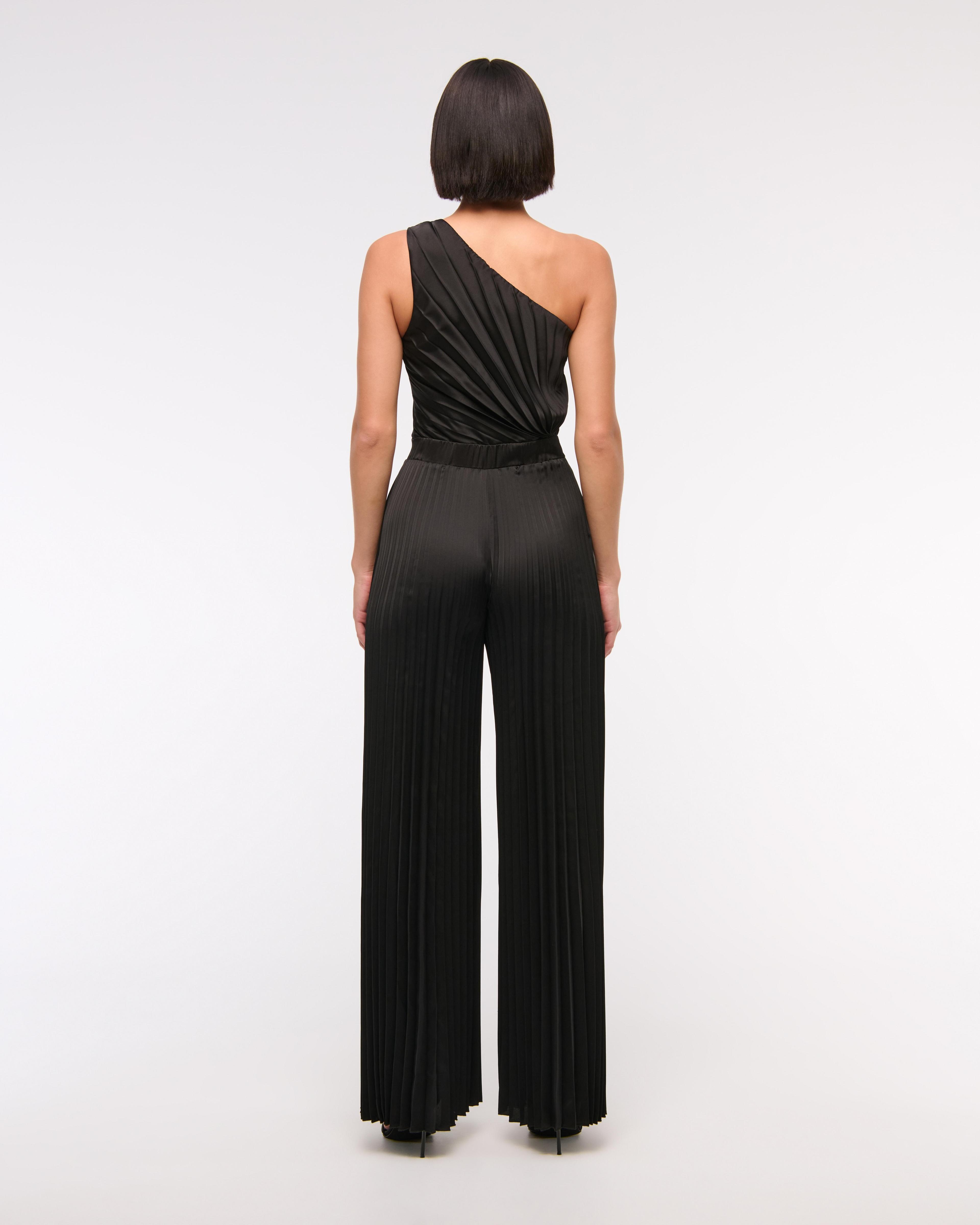 The A&F Giselle Pleated One-Shoulder Jumpsuit Product Image