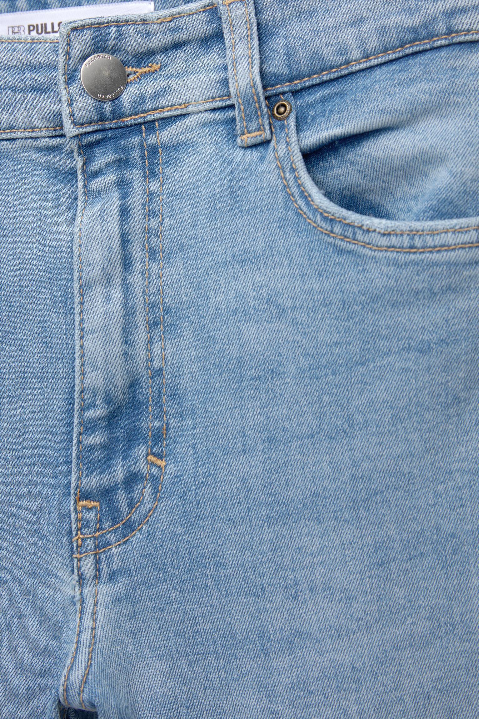 Basic flared jeans Product Image