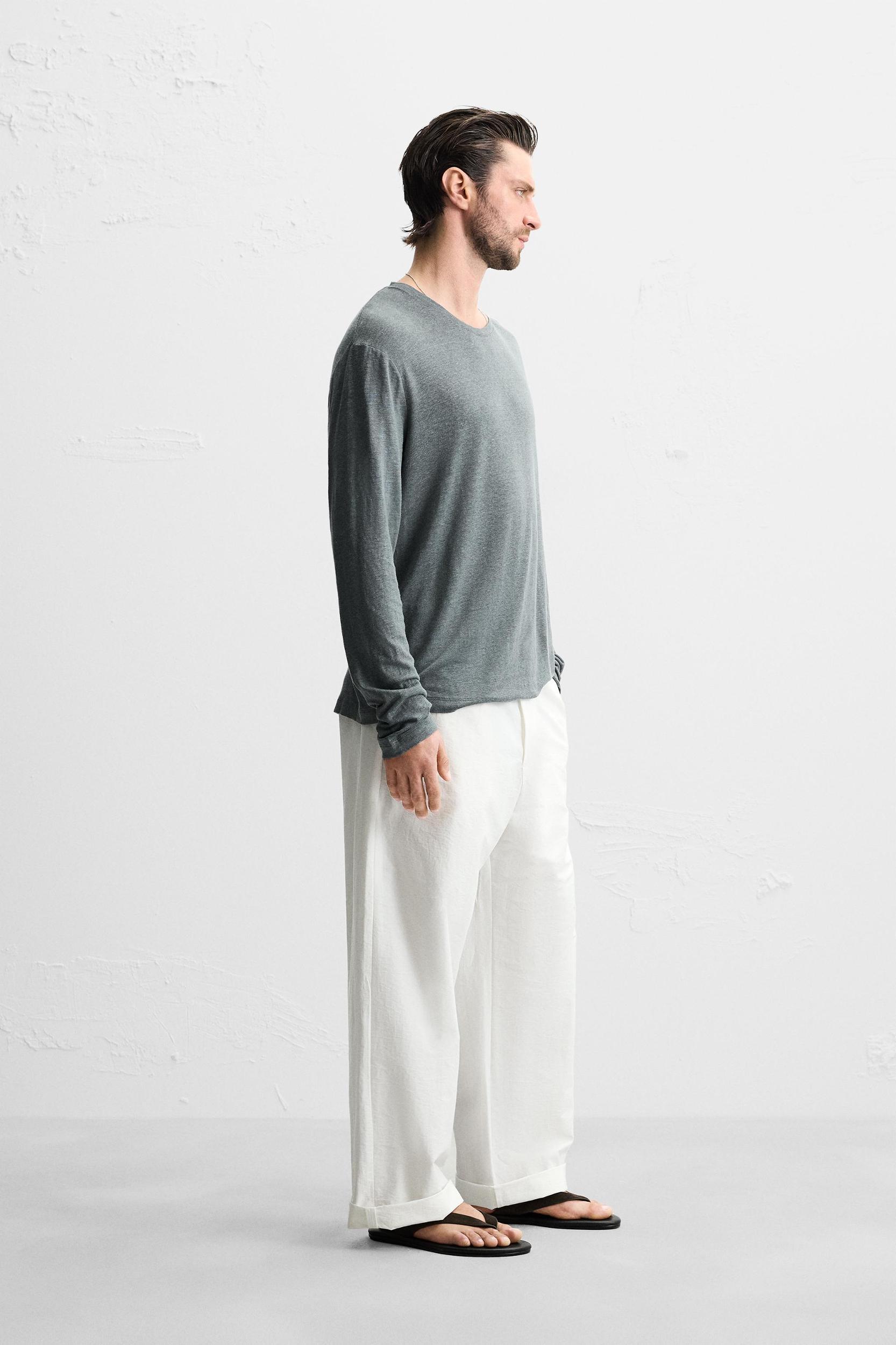 LINEN BLEND T-SHIRT Product Image