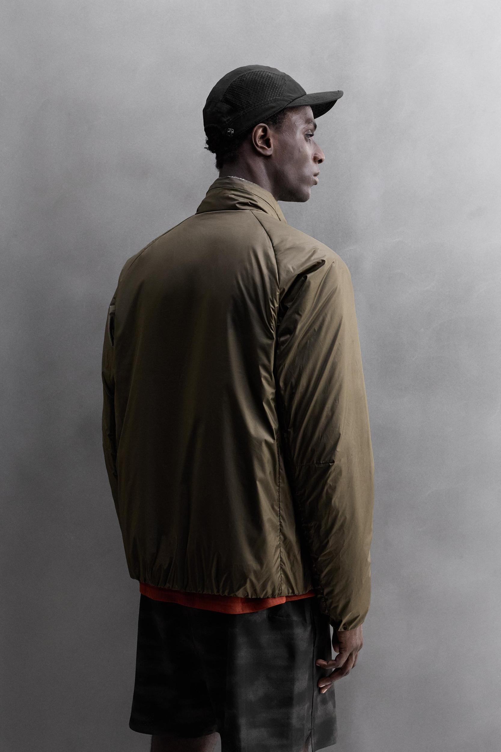 RUNNING FEATHER BLEND PUFFER JACKET Product Image