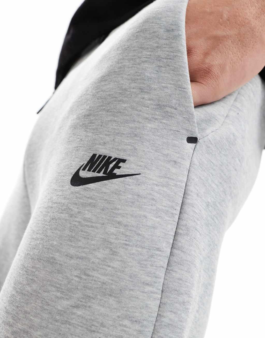 Nike Tech Fleece cuffed joggers in gray Product Image