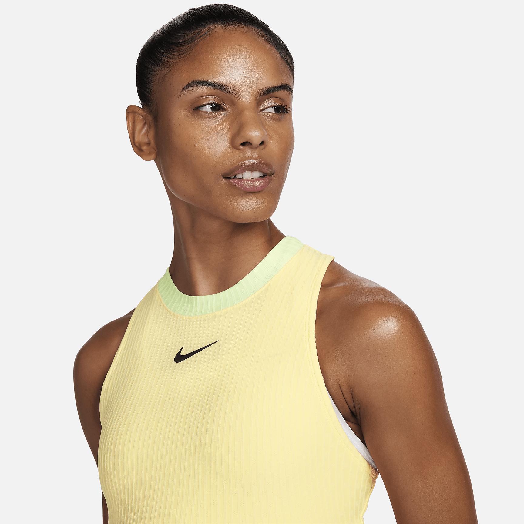 NikeCourt Slam Women's Dri-FIT Tennis Tank Top Product Image