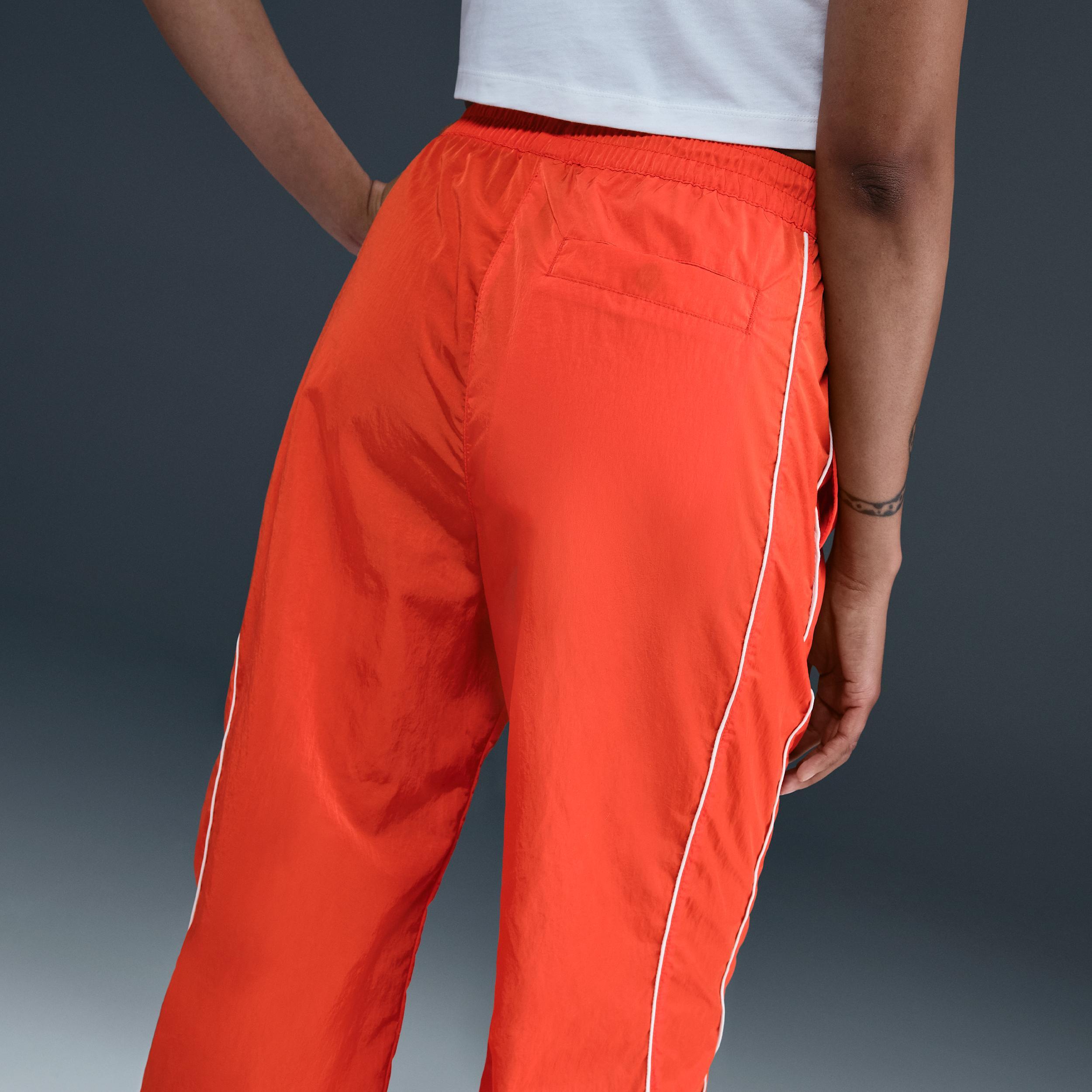 Nike Womens Windrunner High-Waisted Woven Open-Hem Pants | FV7655-633 Product Image