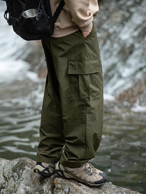 Men's Textured Big Pocket Drawstring Cargo Pants Product Image