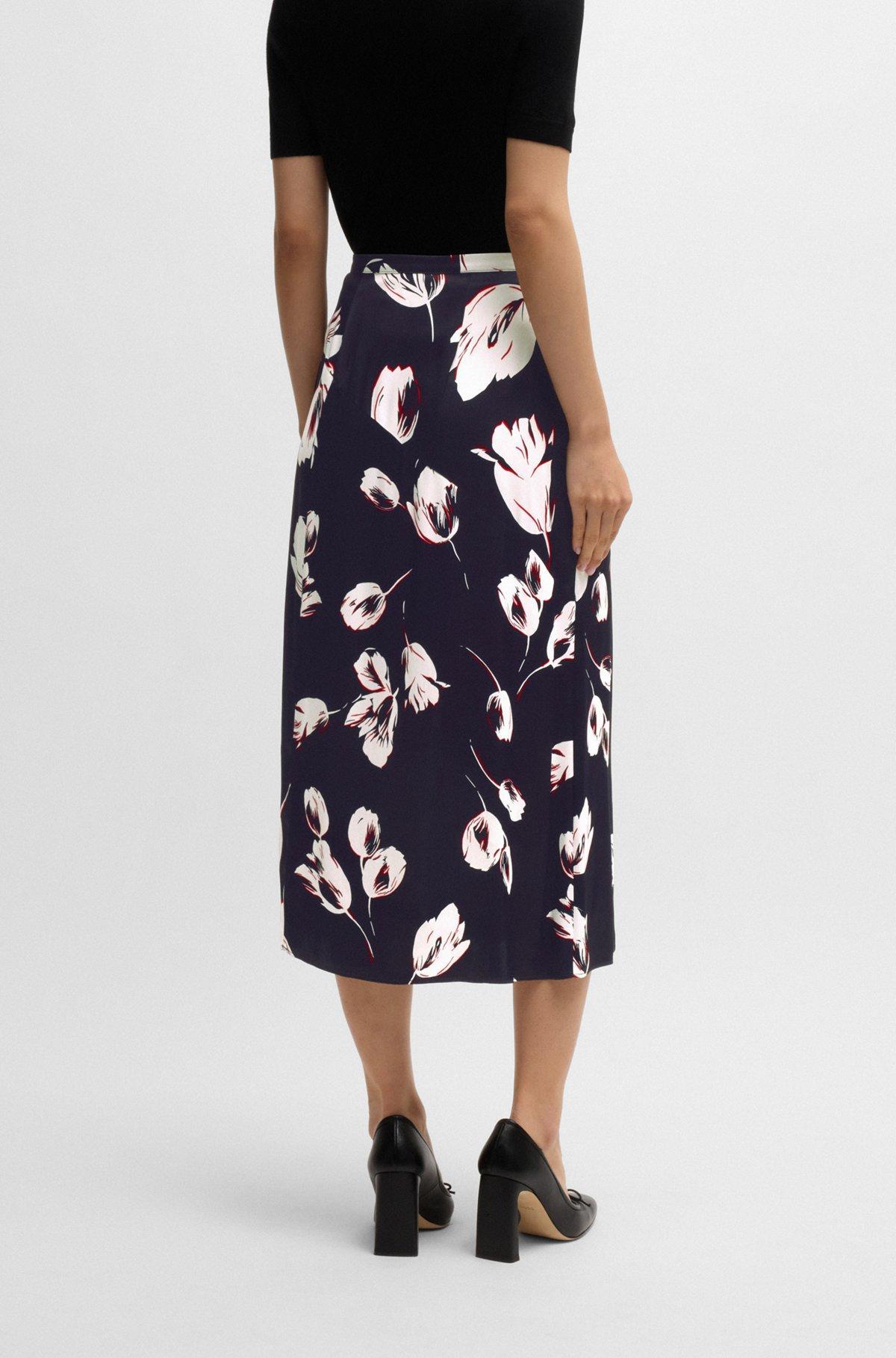 Satin midi skirt with tulip print Product Image