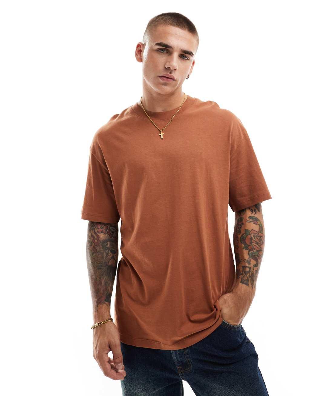 Jack & Jones oversized t-shirt in orange Product Image