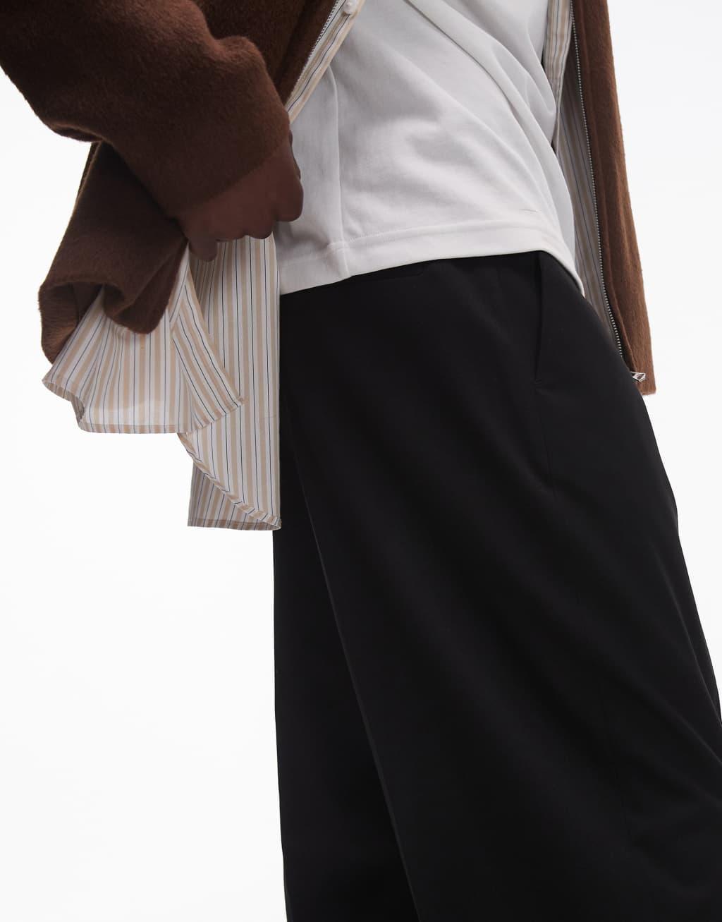 Topman wide leg pleated dress pants in black Product Image