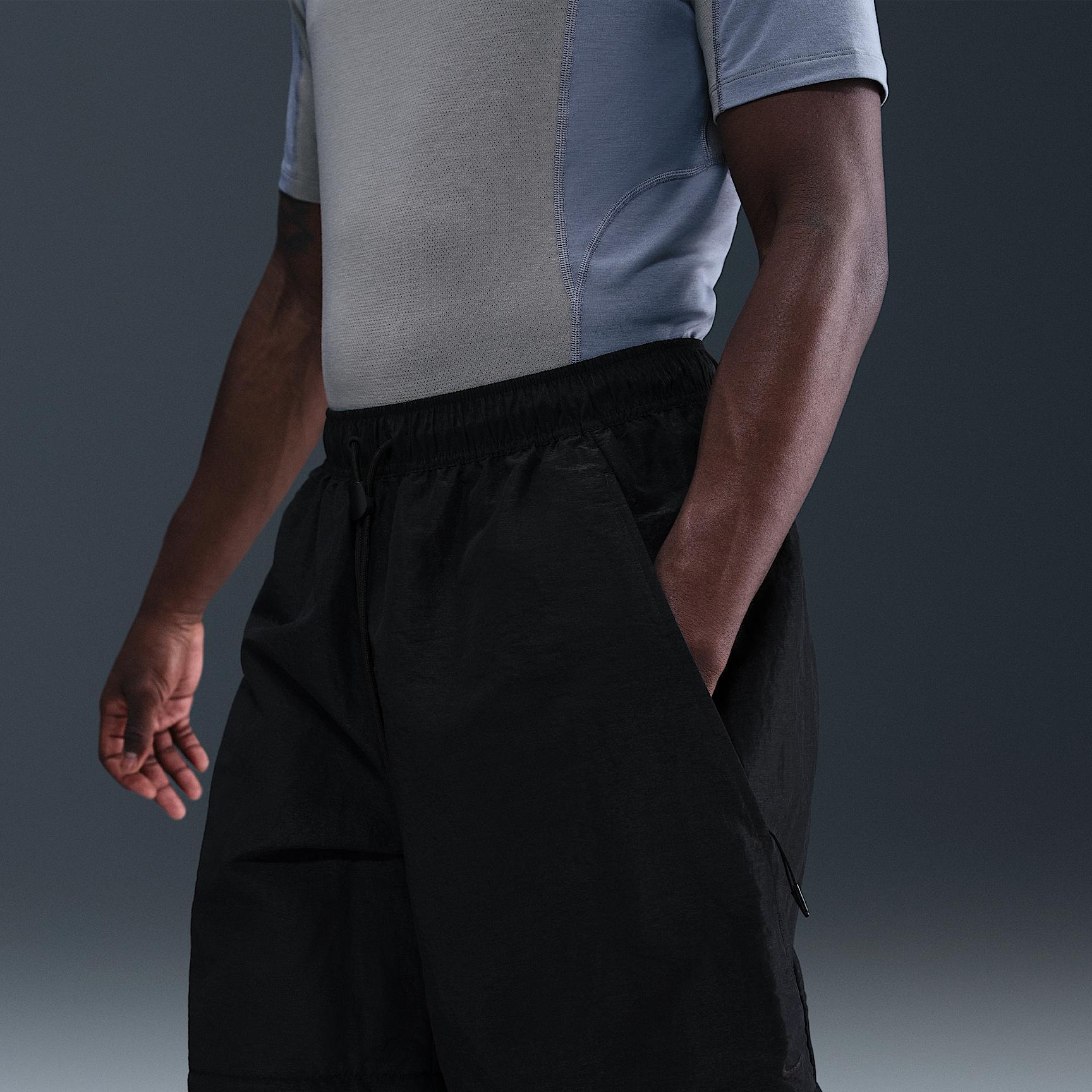 Nike Mens Tech Woven Convertible Oversized Pants | IF8256-010 Product Image