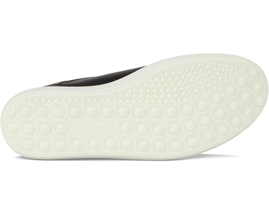 Soft 7 Sneaker Product Image