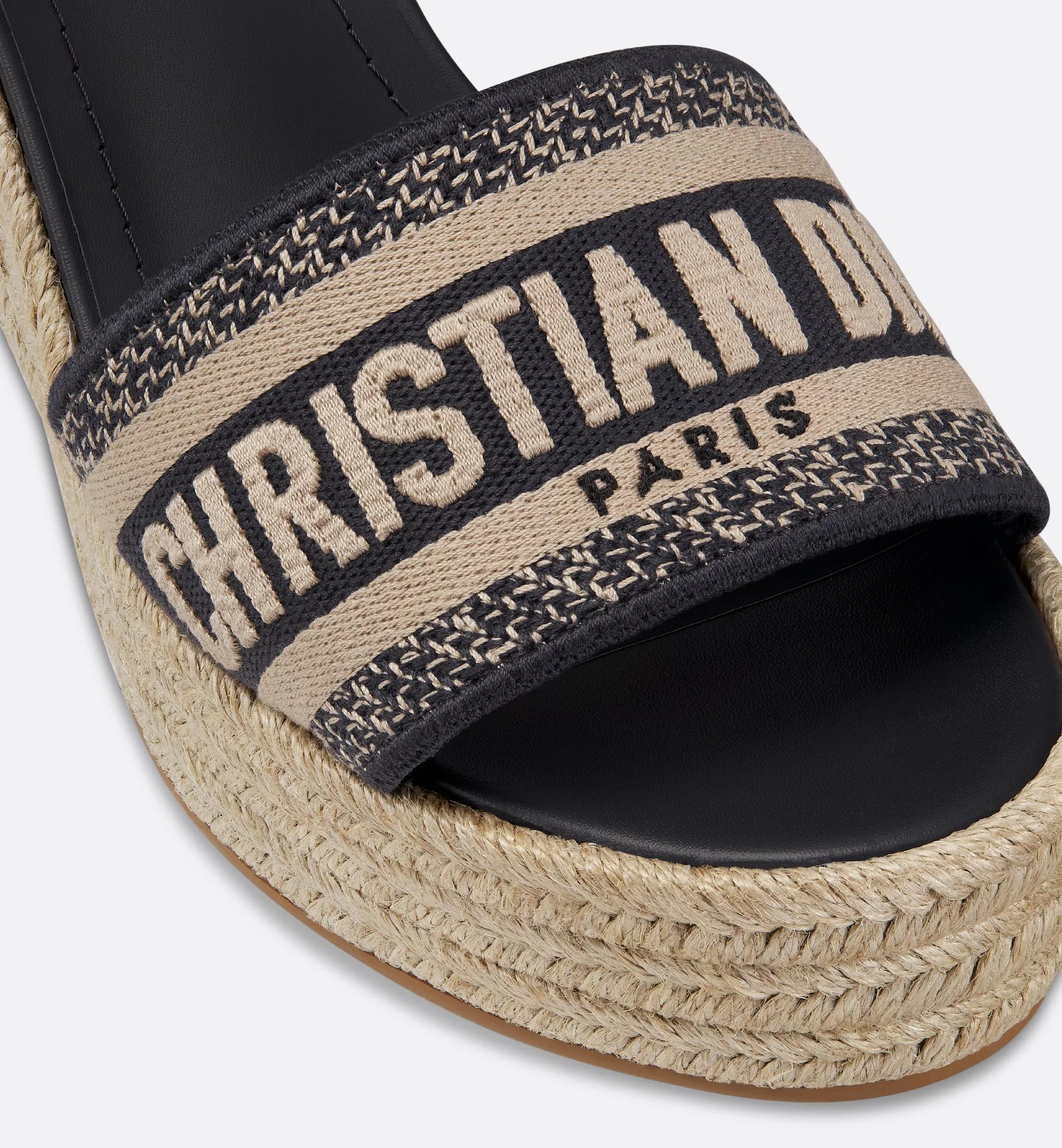 Dway Wedge Sandal Product Image