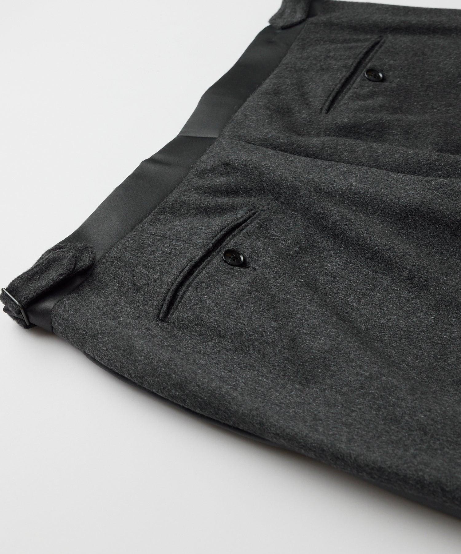 Italian Cashmere Peak Lapel Tuxedo Jacket in Grey Product Image