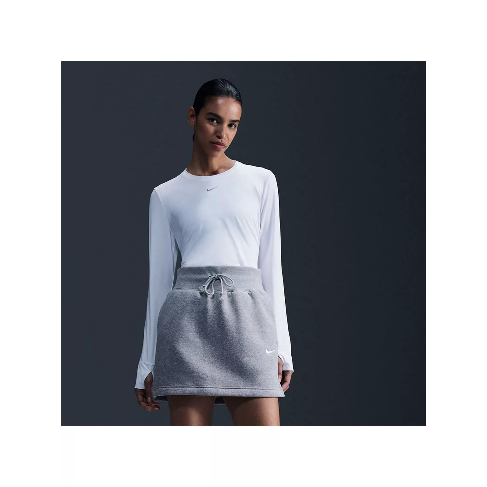 Nike Womens One Classic Dri-FIT Long-Sleeve Top | FN2801-100 Product Image