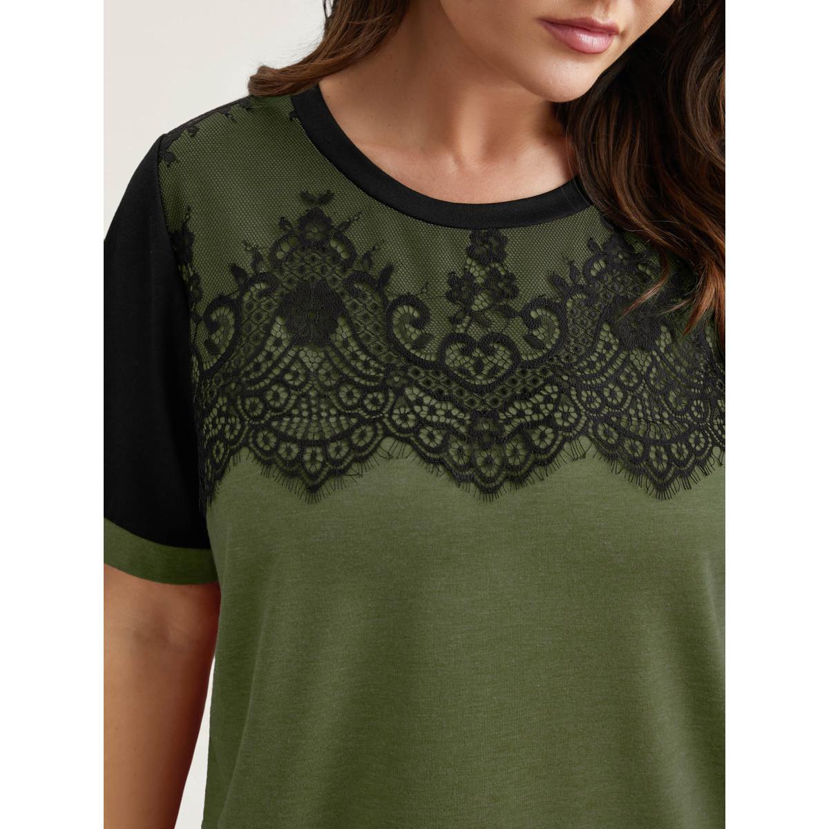 Plus Size Stretchy Scalloped Lace Color Contrast T-Shirt ArmyGreen Women Elegant Contrast Round Neck Everyday T-shirts BloomChic 28/5X Product Image