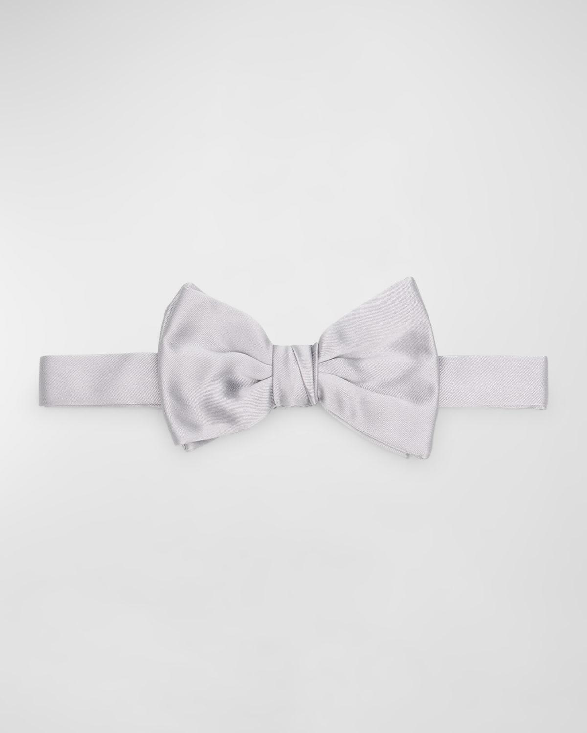 Men's Solid Silk Bow Tie Product Image