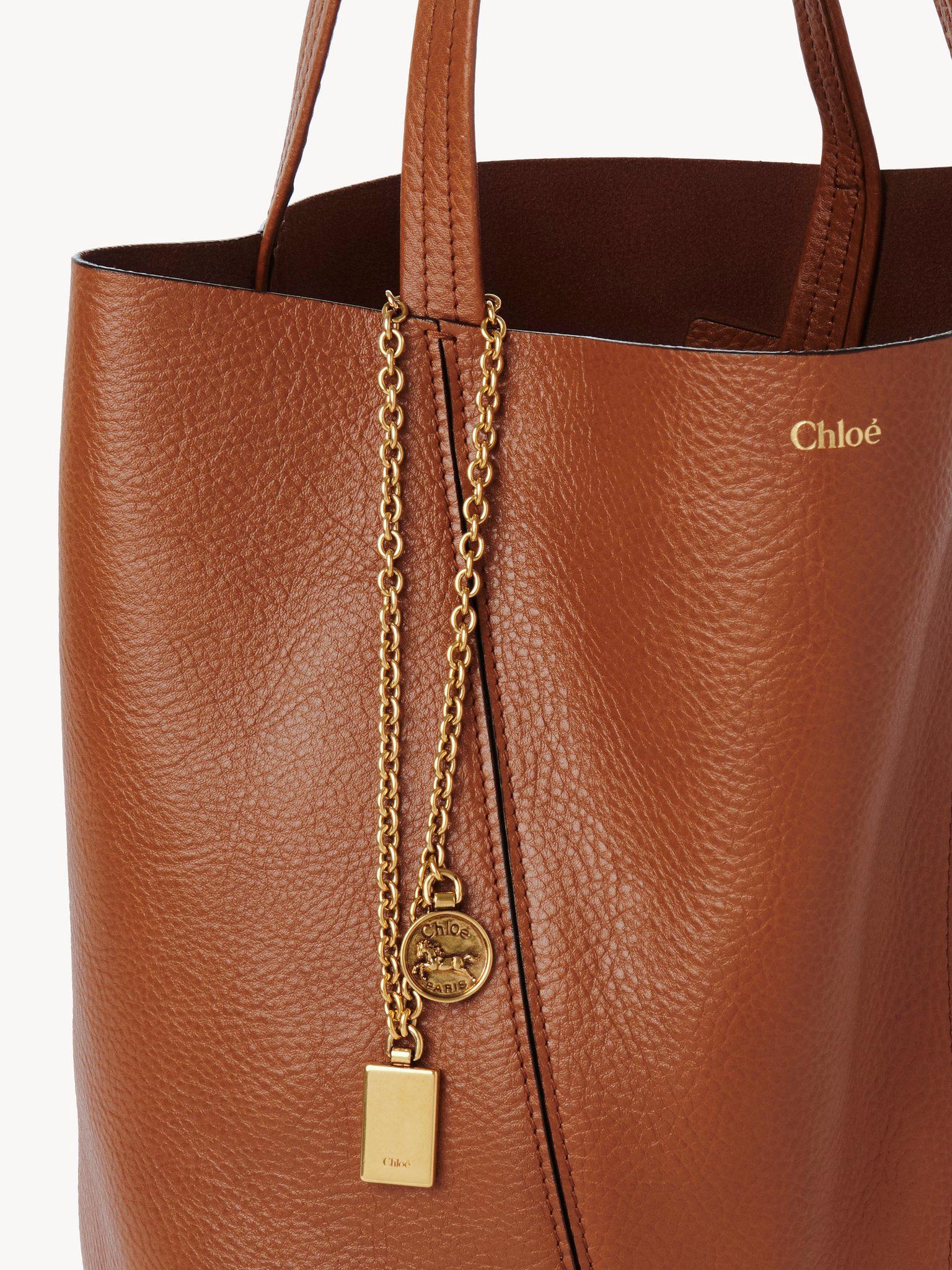 Chloé Spin tote bag in grained leather Product Image