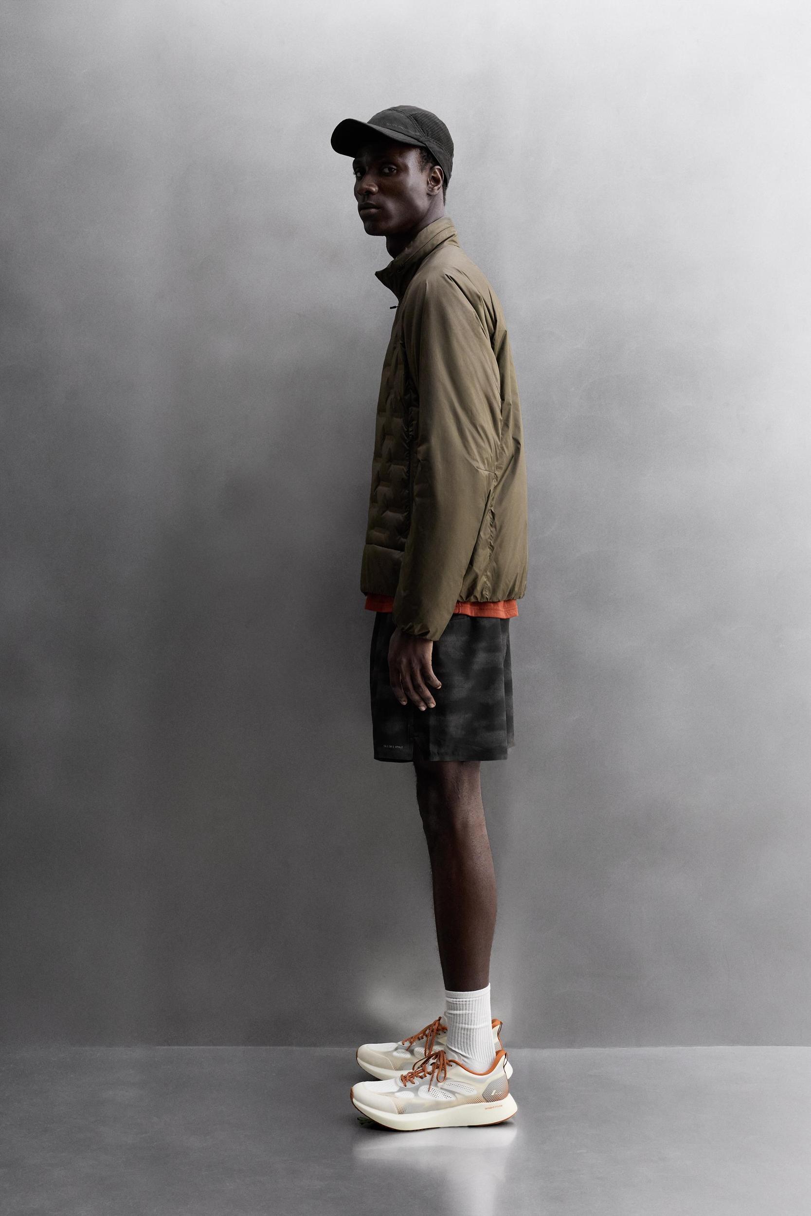 RUNNING FEATHER BLEND PUFFER JACKET Product Image