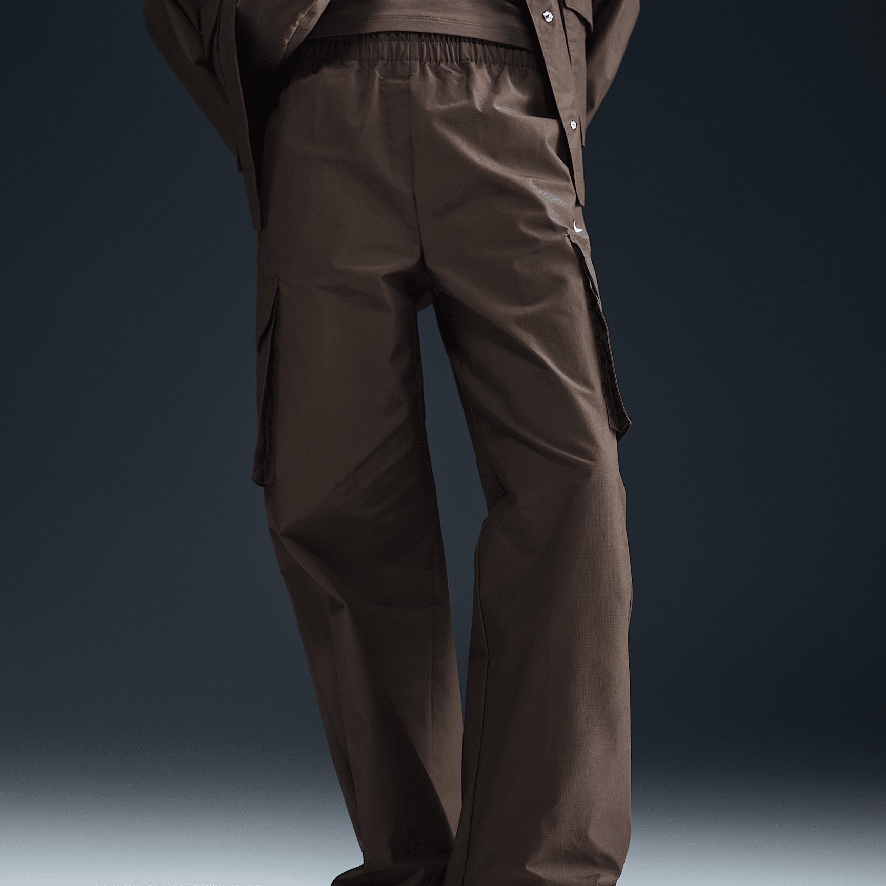 Womens Nike Sportswear Everything Wovens Mid-Rise Cargo Pants | HM6976-004 Product Image