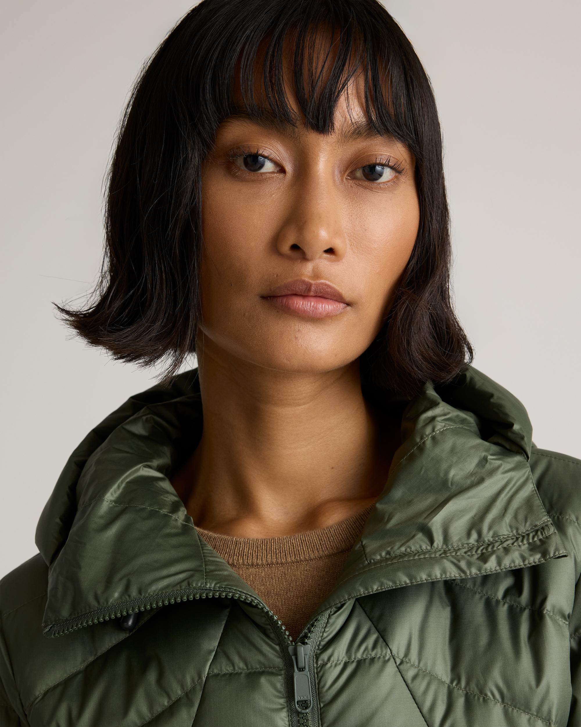 Quince | Women's Lightweight Down Packable Puffer Hooded Jacket Recycled Polyester Product Image