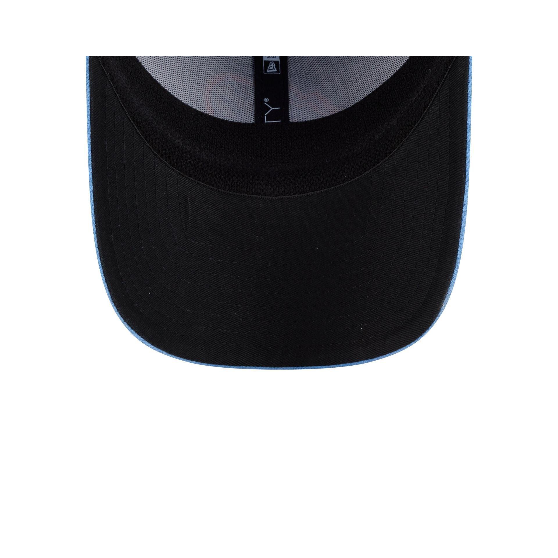 Minnesota Twins Reflect Runner Adjustable Hat Male Product Image