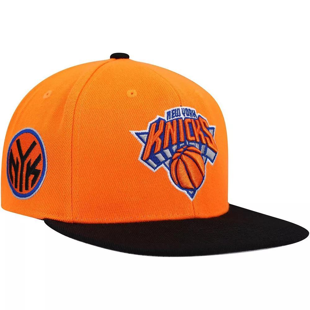 Men's Mitchell & Ness Orange/Black New York Knicks Side Core 2.0 Snapback Hat Product Image