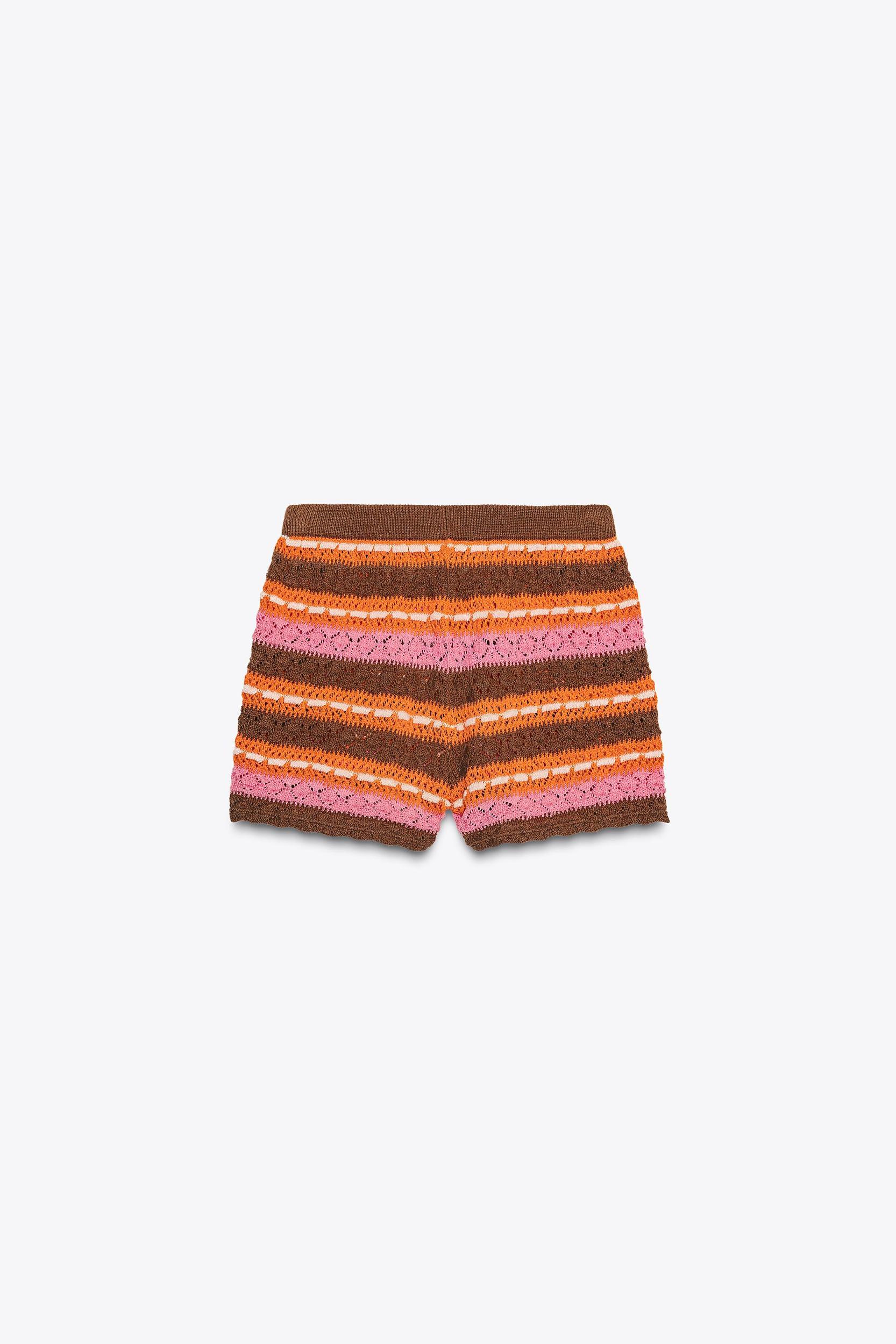 JACQUARD SHORTS Product Image