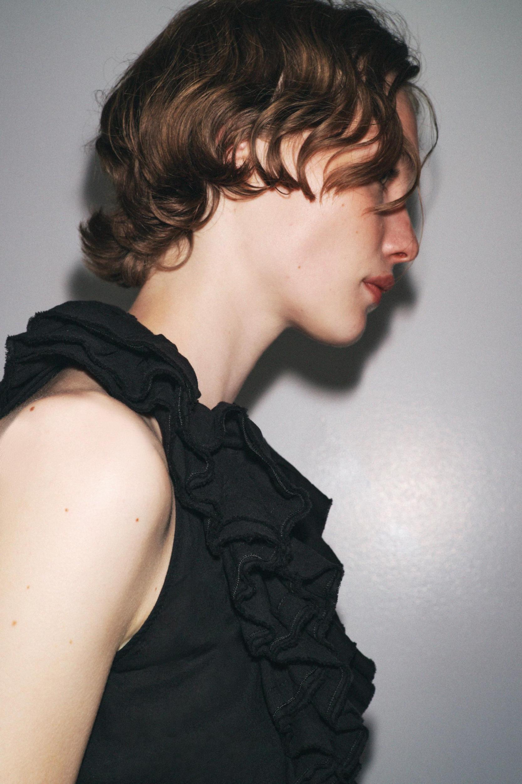 ZW COLLECTION RUFFLED TOP Product Image