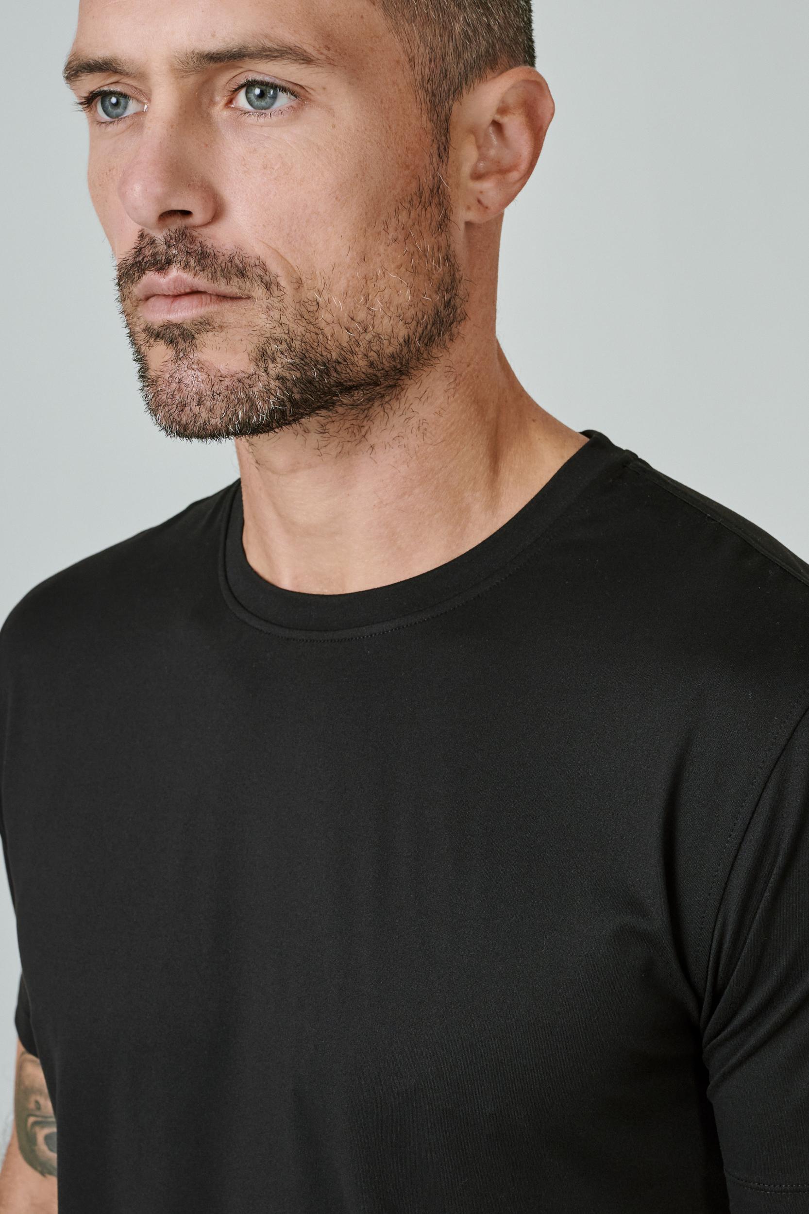 Core Crew Neck Tee- Black Product Image