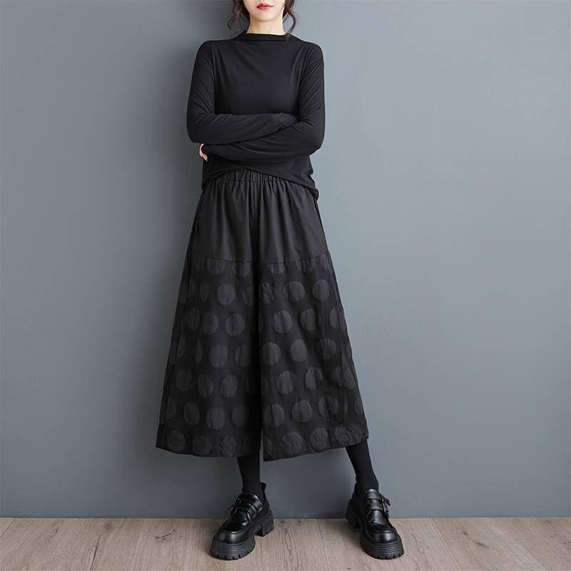 High Rise Dotted Capri Wide Leg Pants Product Image