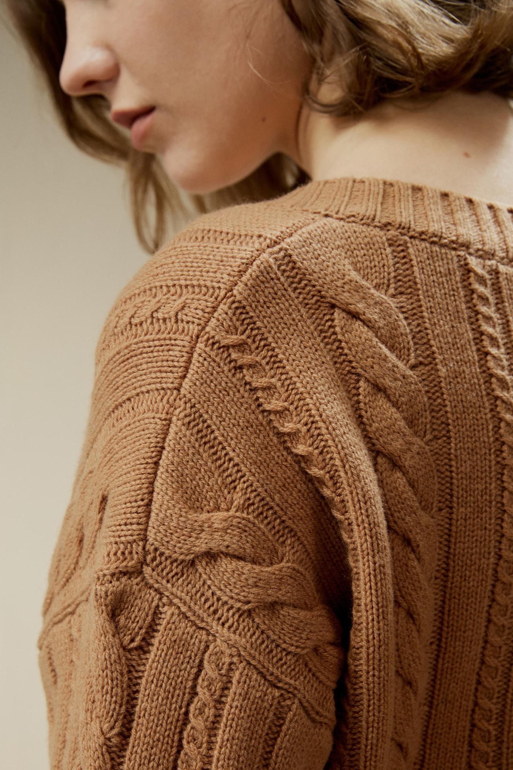 Cable-Knit Wool-Cashmere Blend Sweater Product Image