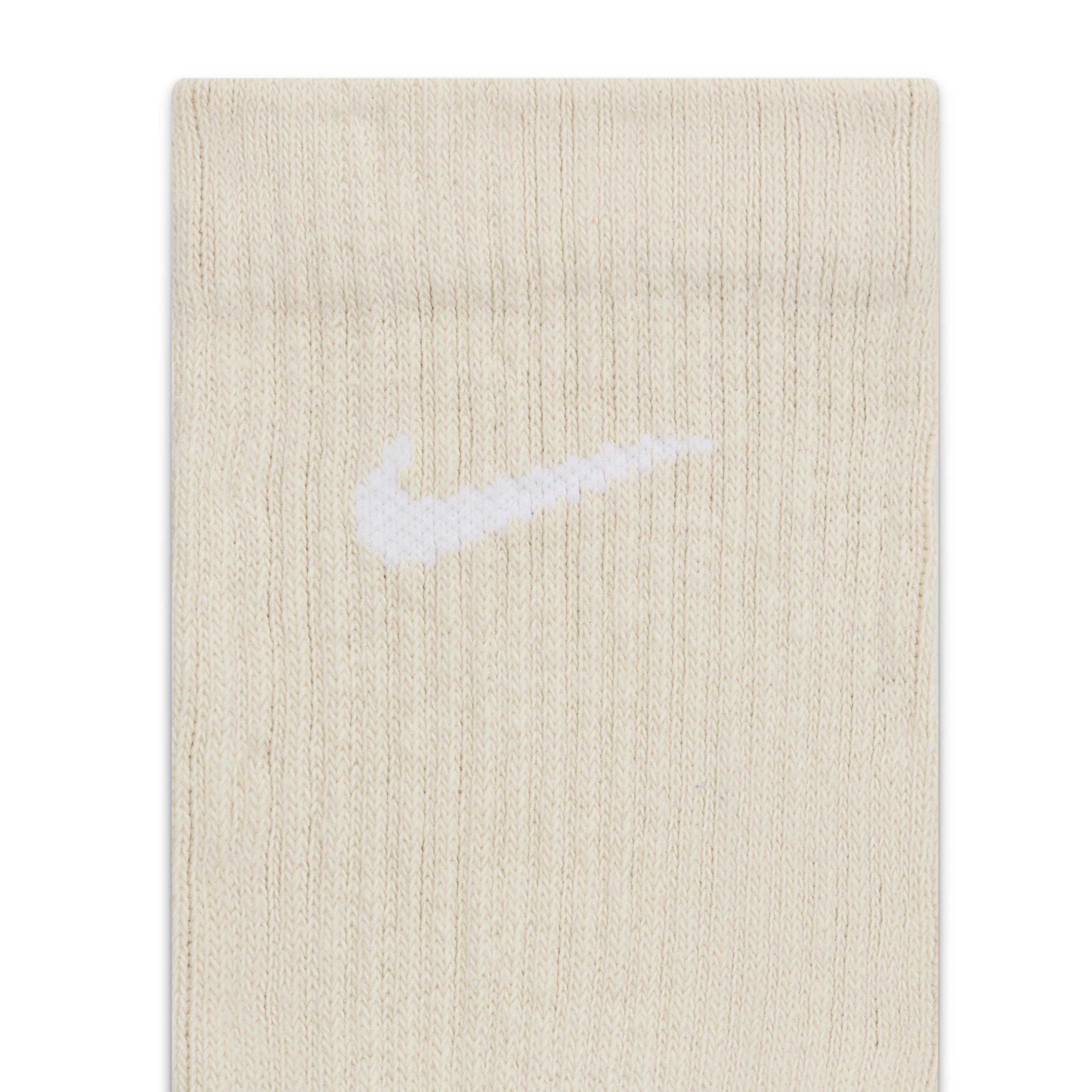 Nike Everyday Plus Cushioned Training Crew Socks (3 Pairs) Product Image