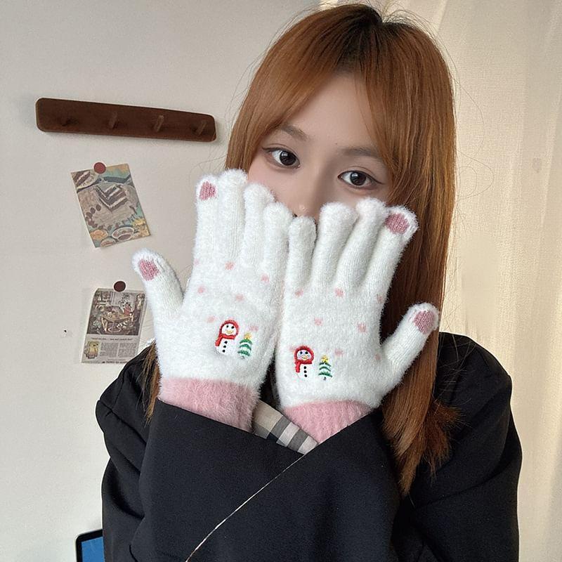 Snowman Embroidered Knit Gloves Product Image