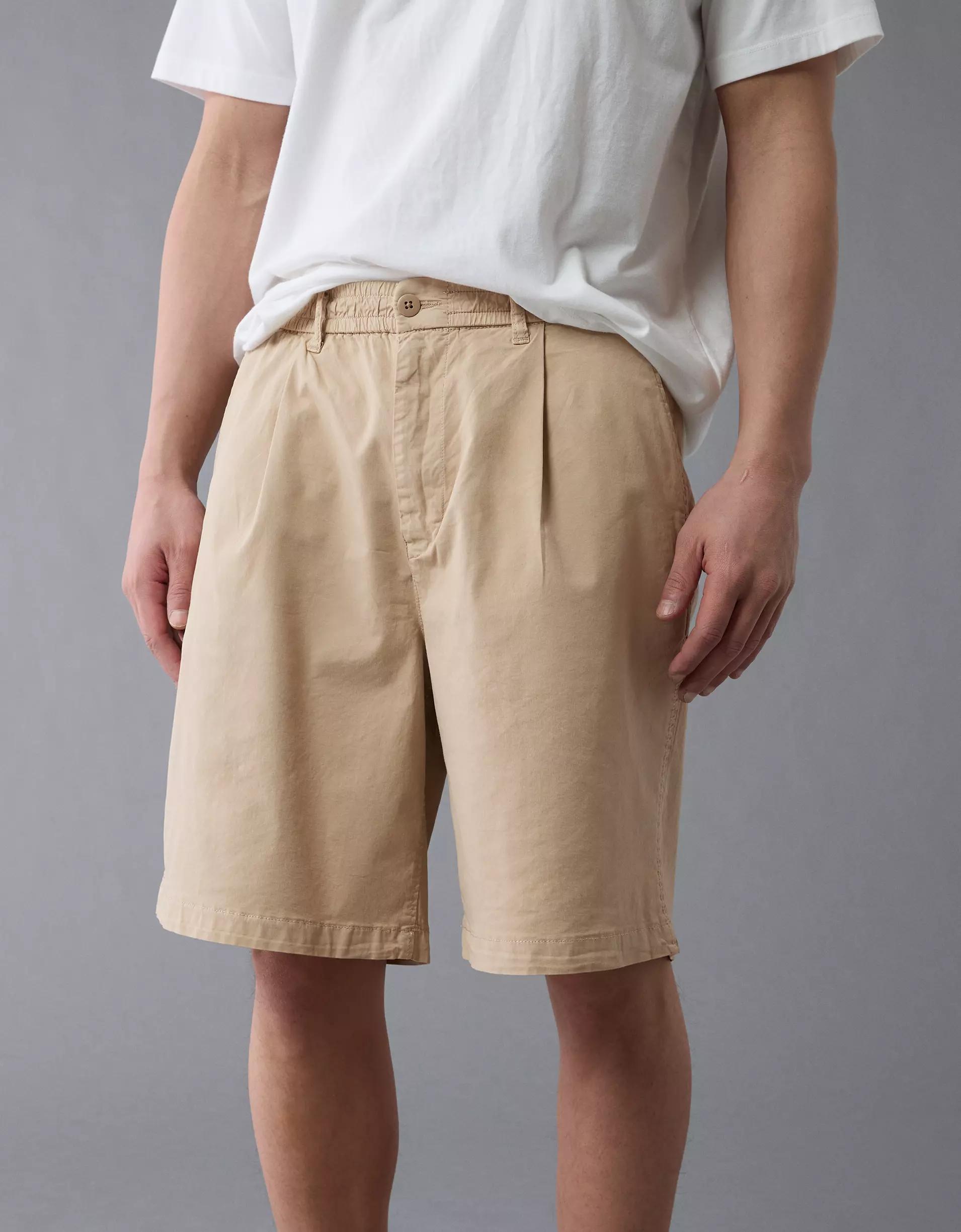 AE Flex Loose Pleated Pull-On Short Product Image
