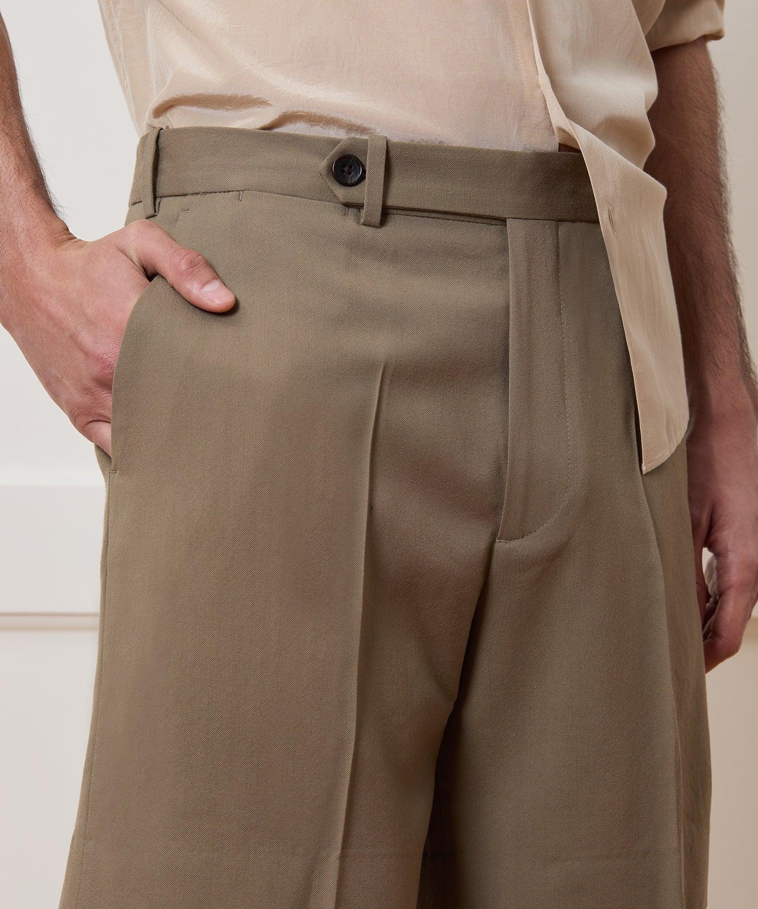 7" Italian Gabardine Tab Short Product Image