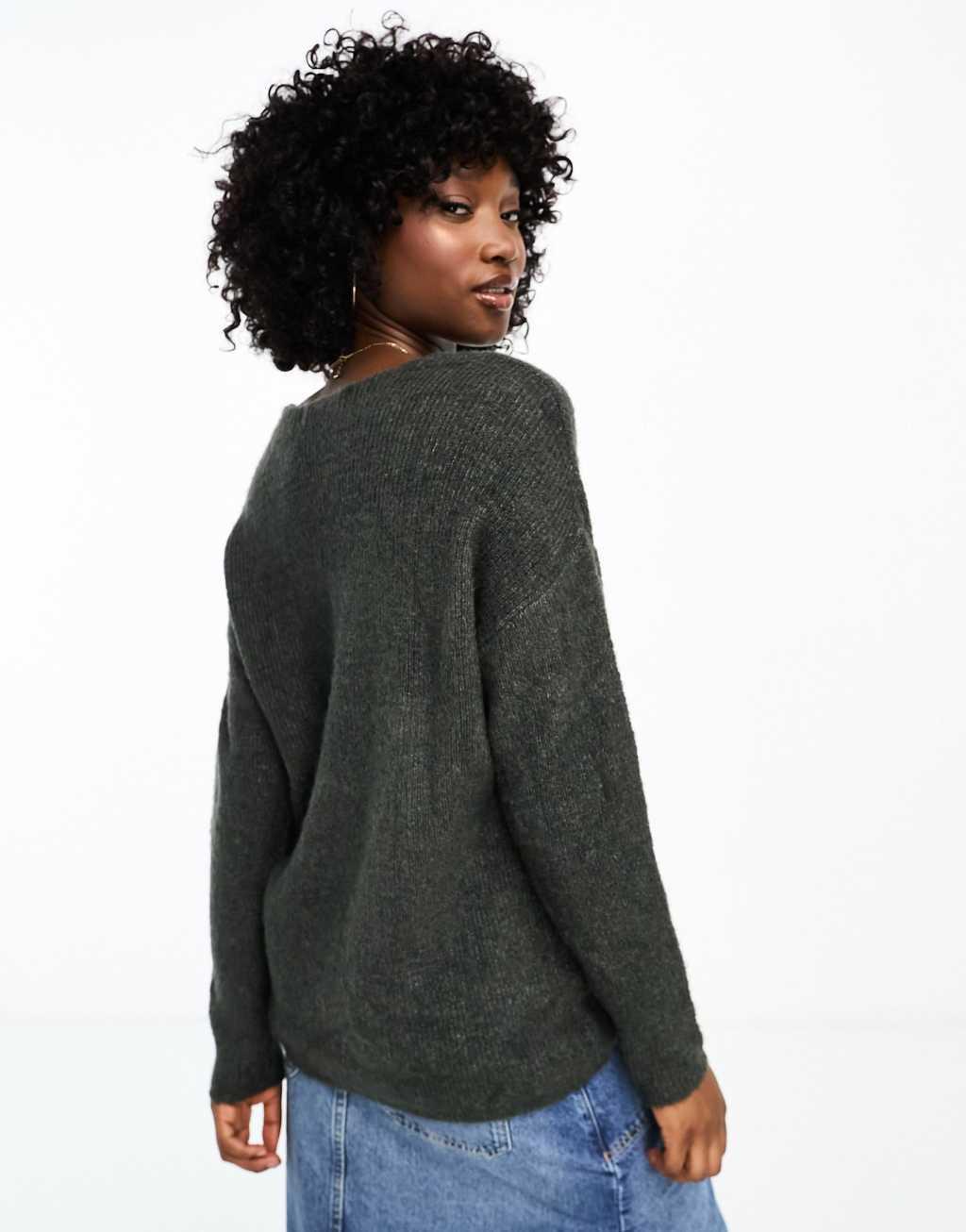 Vero Moda lightweight v neck sweater Product Image