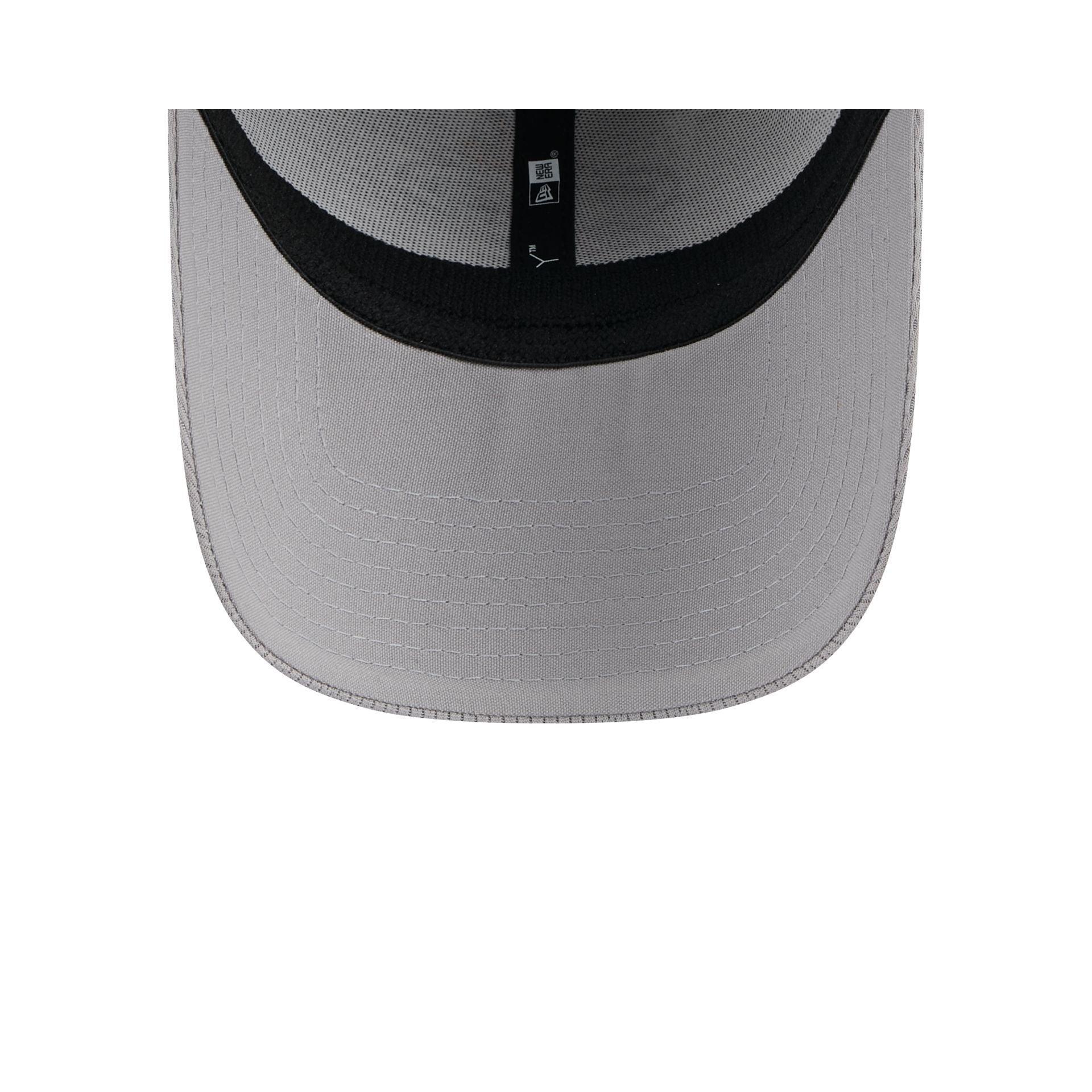 Miami Heat Gray 9FORTY Stretch-Snap Hat Male Product Image