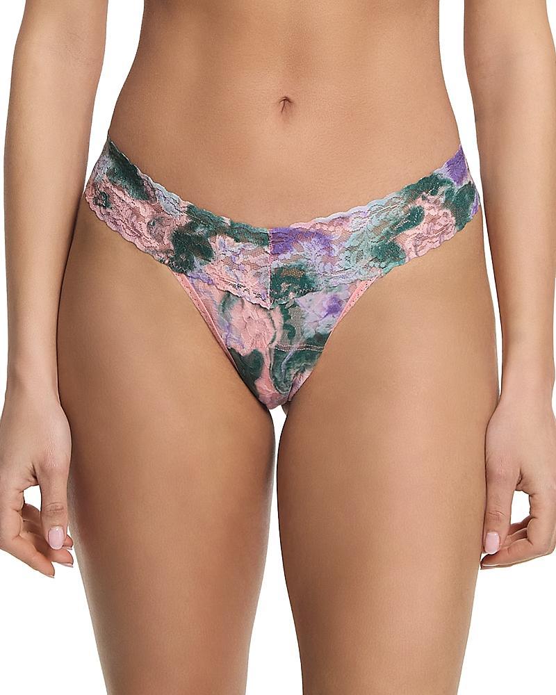 Signature Lace Low Rise Printed Thong Product Image