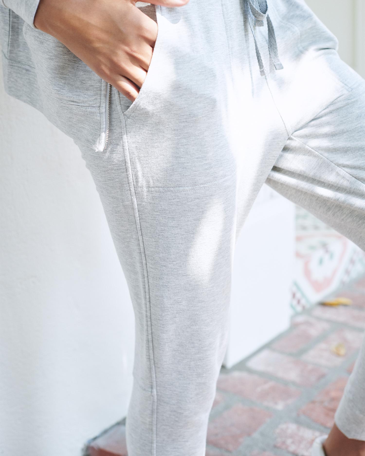 Quince | Women's Fleece Sweatpants Supersoft Fleece Lounge Pants, Lenzing Modal Product Image